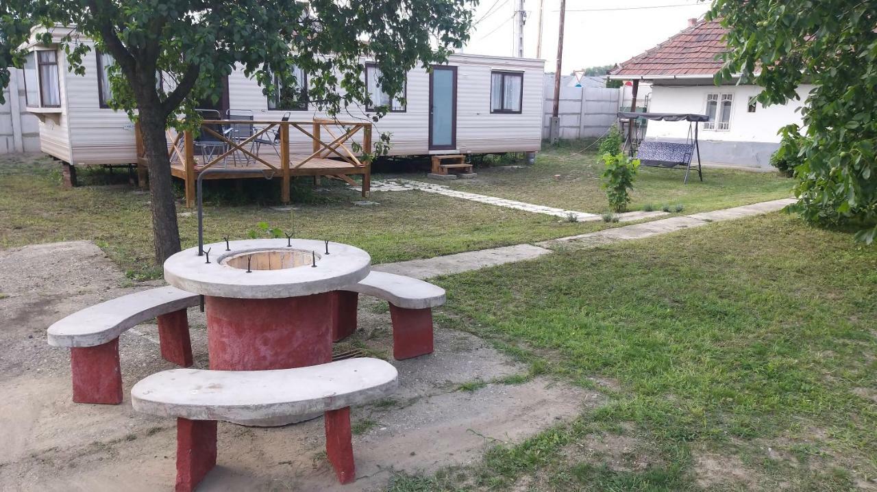 דירות טיסאאוורוש Kupai Apartman מראה חיצוני תמונה