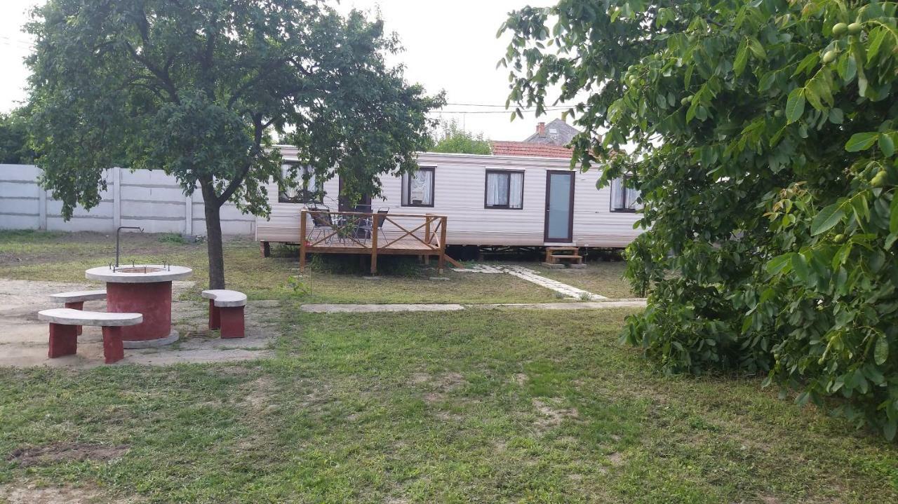 דירות טיסאאוורוש Kupai Apartman מראה חיצוני תמונה